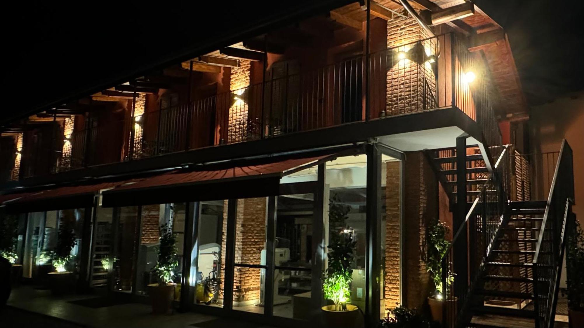 Cascina Vittoria Restaurant Lab & Rooms Rognano 외부 사진